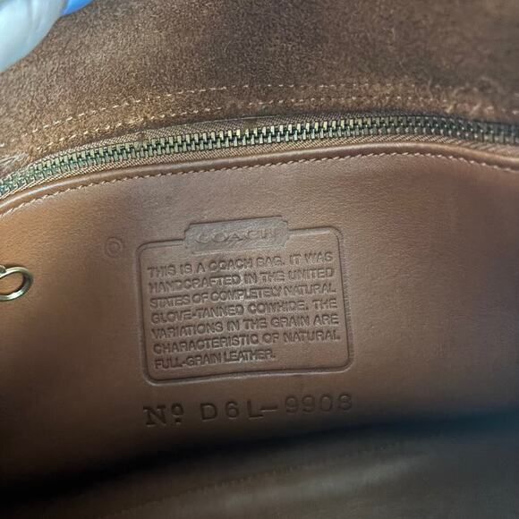 COACH | Vintage Devon 9908 British Tan Leather Cross Body Bag Brown - Picture 4 of 8